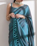 Woven Saree with Contrast Border - Image 3