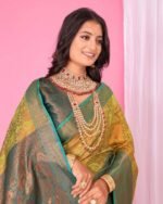 Women Floral Woven Banarasi Saree with Contrast Border - Image 2